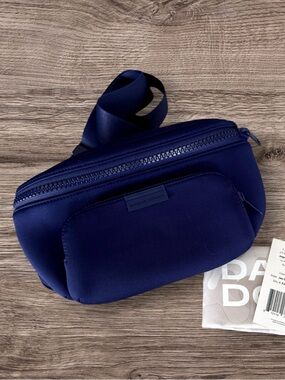 Dagne Dover Jax Large Fanny Sling Crossbody Pack Midnight NWT